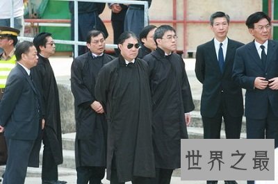 上世纪香港最牛逼商界大鳄，霍英东的传奇一生