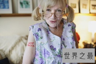 米莉·库珀，史上最敬业的性工作者！