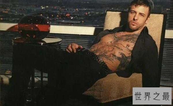 世界上最大的男性生殖器,奇人的丁丁长度达34厘米
