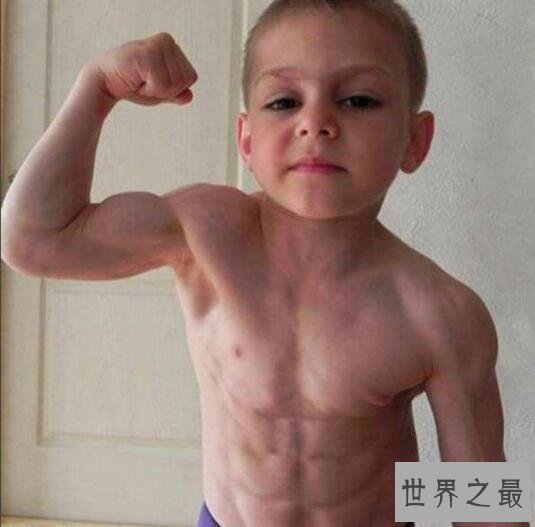 世界最强壮男孩,朱利亚诺·斯特勒(3岁全身肌肉)