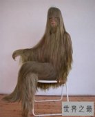 世界上体毛最长的人艾米丽·苏珊，剪了之后是个美女