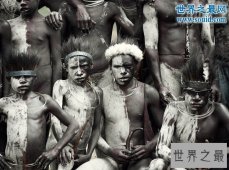 世界上最原始的部落，俾格米人(8岁性生活/母乳化妆)