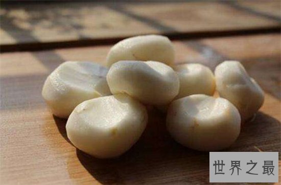 荸荠的功效与作用,放水中浸泡可保证其新鲜度