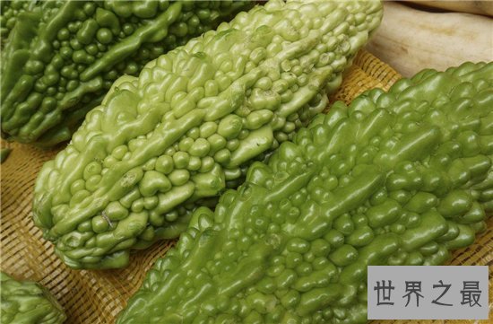 苦瓜提取物能治疗多种疾病，血糖低的人则要避免食用