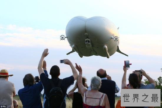 史上最慢坠机,慢出天际民众还以为这是正常下降!
