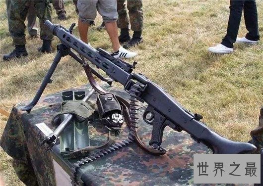 世界上最危险的枪支,DSR 50式狙击步枪用于攻击装甲车