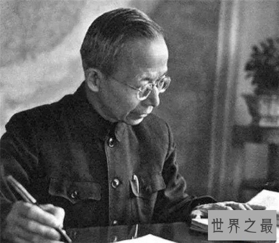 竺可桢的资料,一生为国家自然科学业做贡献