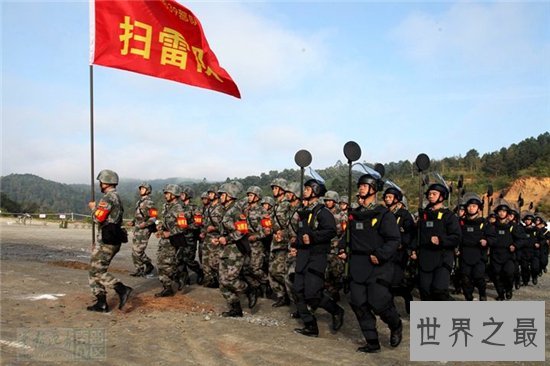 中越边境冲突,中国非法移民持枪抵抗越南军方