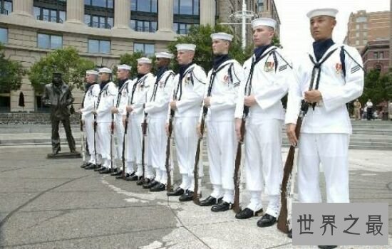世界海军实力排行榜美国排名第一,中国紧随其后!