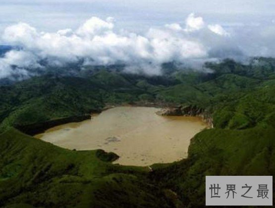 世界上最致命的湖泊,非洲杀人湖一个晚上杀死1700人