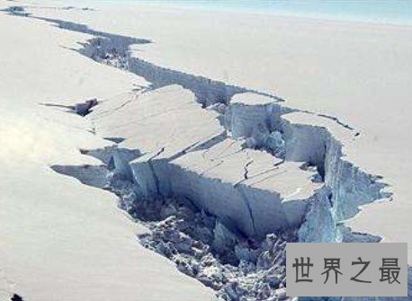 史上最大冰山崩离,面积高达6000平方公里
