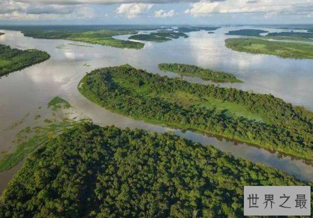 世界上最大的盆地,面积为337万平方千米