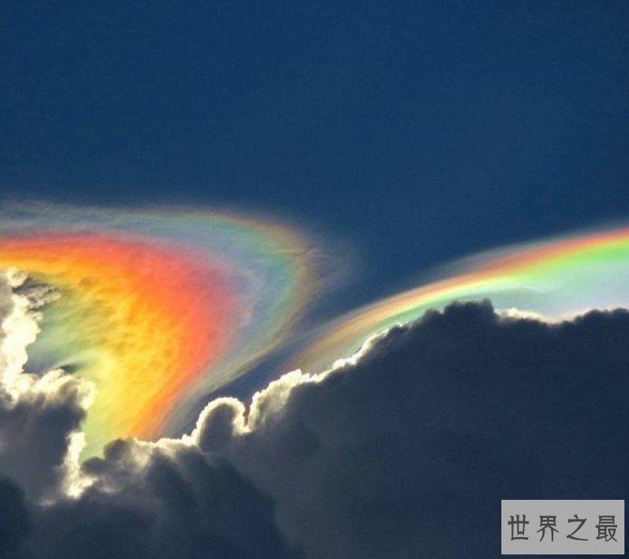 天下奇观最美的火彩虹,像是天空自燃