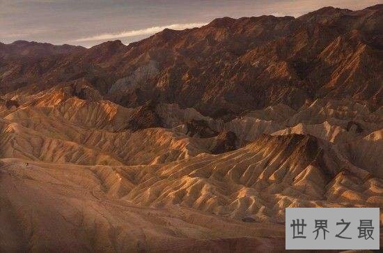 美国死人谷非常恐怖,一年最高温度可达70摄氏度