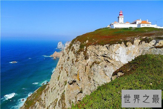 世界十大最极端的地方,在死海游泳不会沉下去