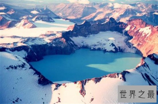 世界十大最美火山口湖泊,美丽的背后暗藏杀机