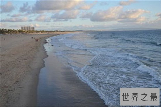 世界上最漂亮的垃圾海滩,每年上亿人去“捡垃圾”
