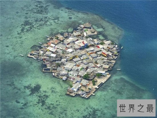 世界上最拥挤的小岛,究竟拥挤到了什么程度?