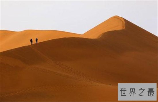 世界上最高的沙丘,325米的沙丘你见过吗?