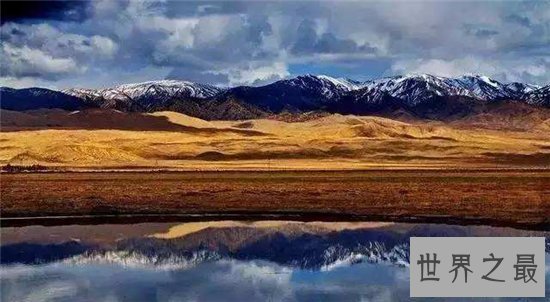 柴达木盆地海拔2600-3000,具有丰富资源是聚宝盆