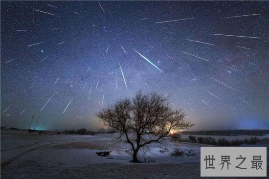 2018年星象吓人，百年难得一见的景象与月亮有关