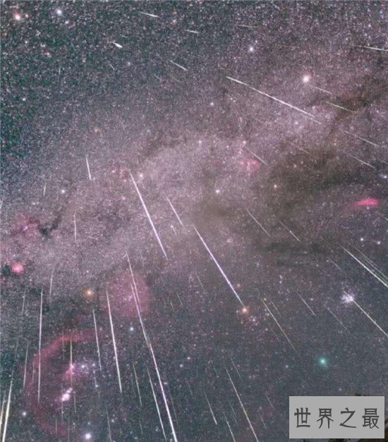 2018年星象吓人，百年难得一见的景象与月亮有关