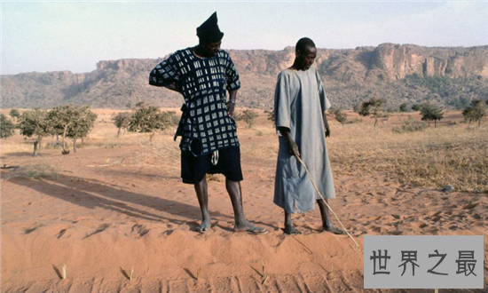 天狼星人是神秘的原始部落，历史文献记载上帝的孩子