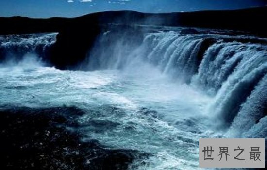 世界十大美丽瀑布大盘点 景象壮观人间仙境般的存在!