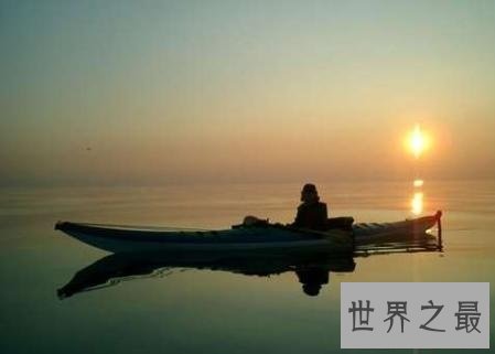 世界上最深的湖,深度相当于八分之一的珠穆朗玛峰!