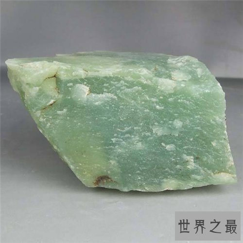 岫玉怎么鉴别 佩戴岫玉对人体有什么好处