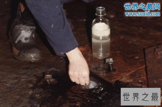 世界最古老的水,20亿年历史/味道把人恶心死