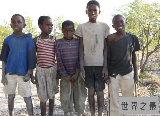 世界上残疾人比例最高的国家,安哥拉(0.25%)