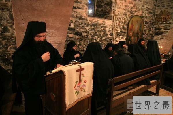 世界上唯一的一个男人国,从来没见过女人