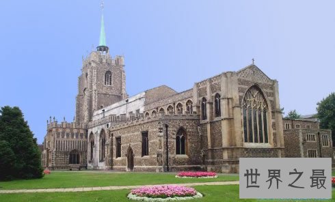 欧洲最大的岛屿是?大不列颠岛(英国大本营)