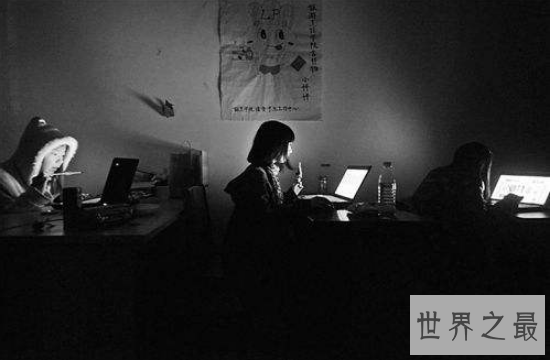 熬夜会胖吗?根据美国专家讨论,熬夜后的肥胖是由人的大脑操控