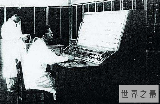 世界上第一台电脑,竟占地面积170平方米