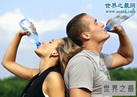 世界最小的净水器,和口香糖一样大(2厘米)