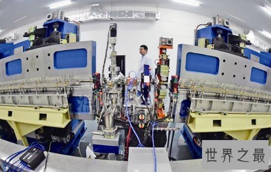 世界最亮光源,中国大连光源(1秒140万亿个光子)