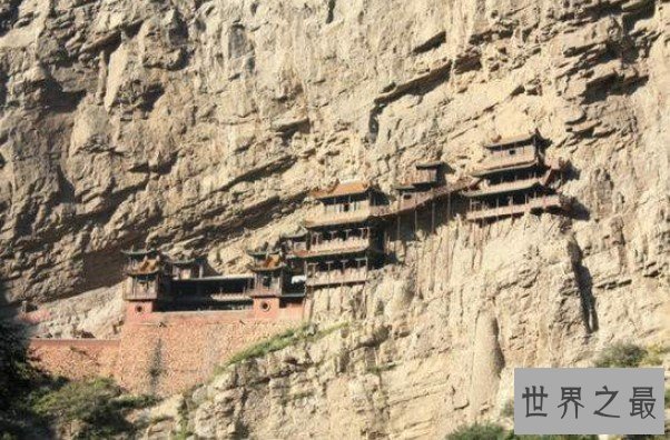 倒悬空寺是《藏地密码》中虚构的建筑,其原型是山西悬空寺