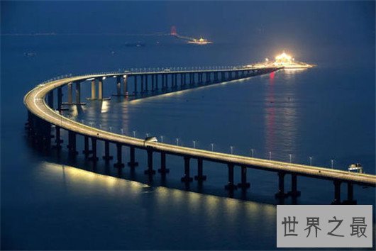 世界最高桥梁,北盘江大桥高565米(相当于200层楼)