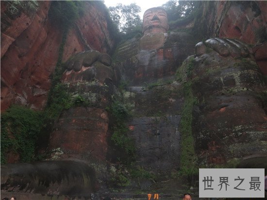 世界上最大的石刻大佛,佛像为什么会流泪?