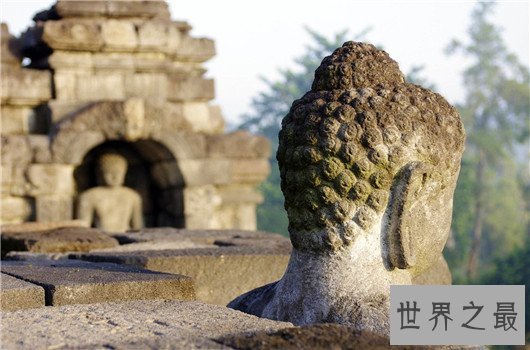 世界上最令人惊叹的十座寺庙,建造阿姆利则金庙花费了750公斤的黄金