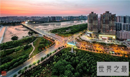 世界四大圣城,其中洛阳是中国八大古都之一