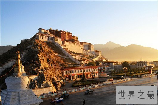中国最宏伟的建筑,长城历经千年不倒,圆明园曾辉煌过