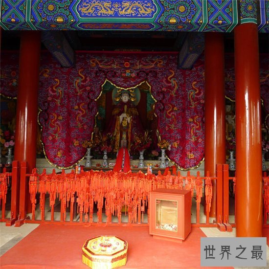 北顶娘娘庙供养肉身菩萨,香火从明清开始一直旺盛