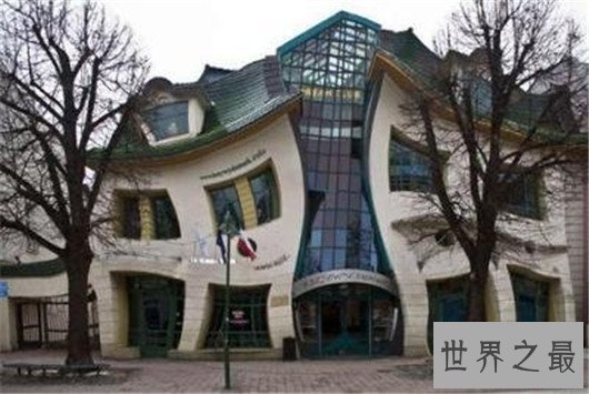 世界十大奇特建筑,仿照童话建筑却丑到极致