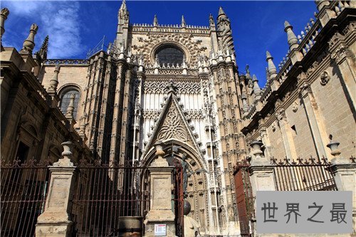 世界上最著名的哥特式建筑排行,感受西方最古老的哥特式建筑