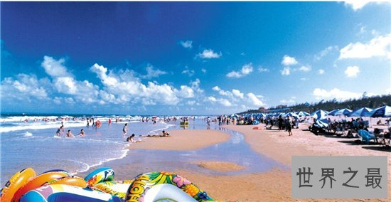 湛江东海岛成热门旅游景点,岛上建筑风格迥异
