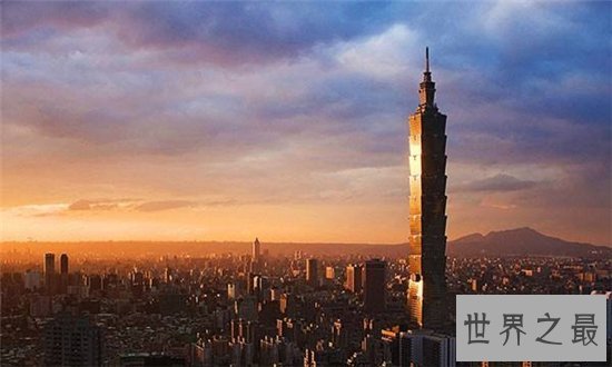 亚洲四小龙经济增长迅速,中国就占领其中两个
