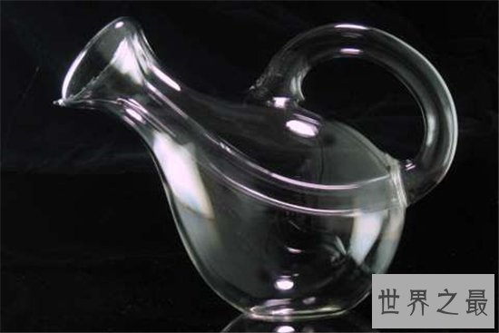 克莱因瓶从未成功造出,是否能装水是未知数